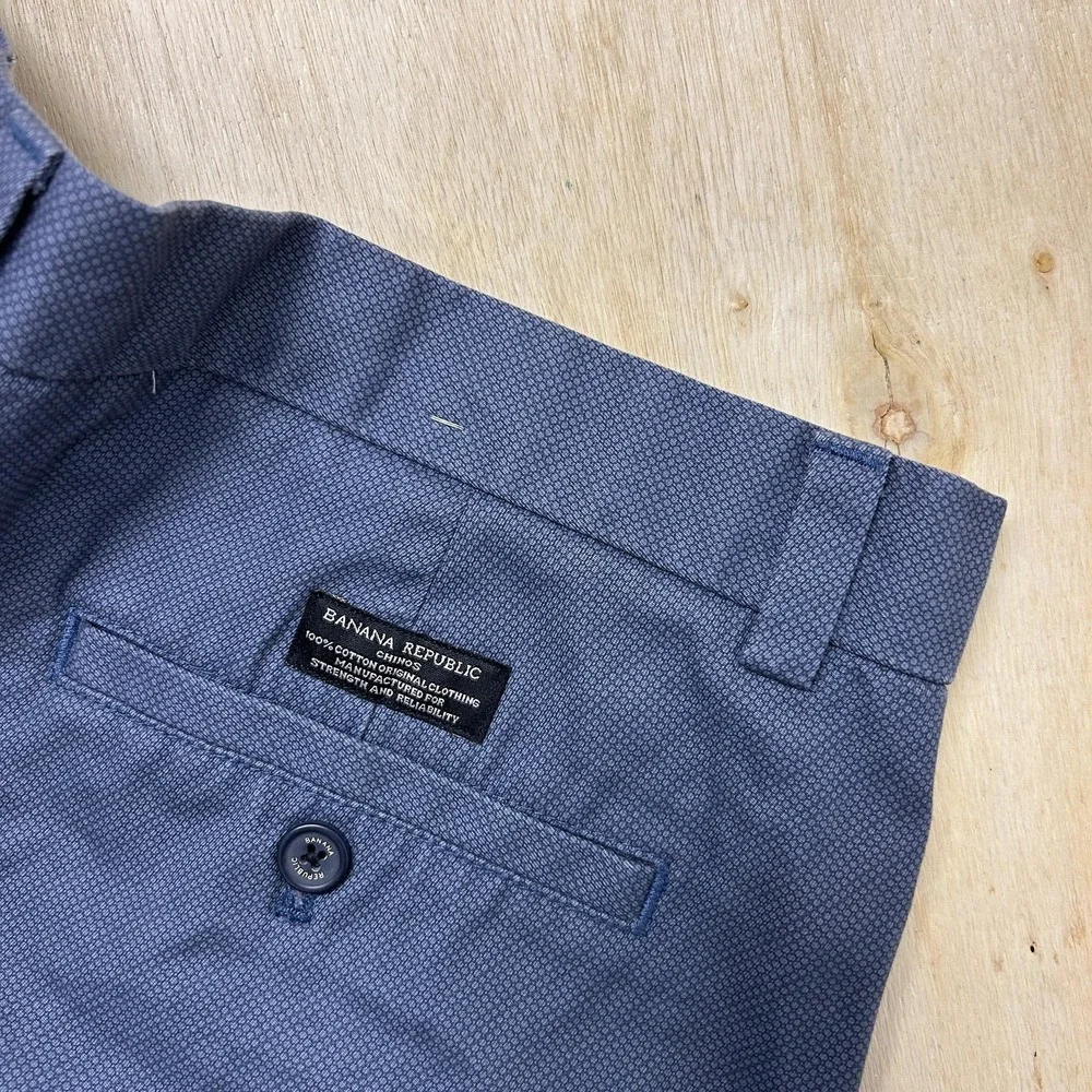 Banana Republic Aiden Chino Pants Mens 35x30 Blue Geometric Regular Fit